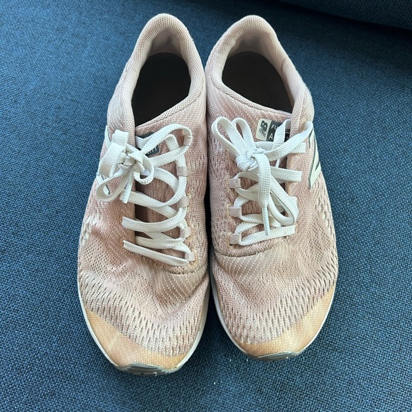 NEW BALANCE runners - Picture 4 of 6